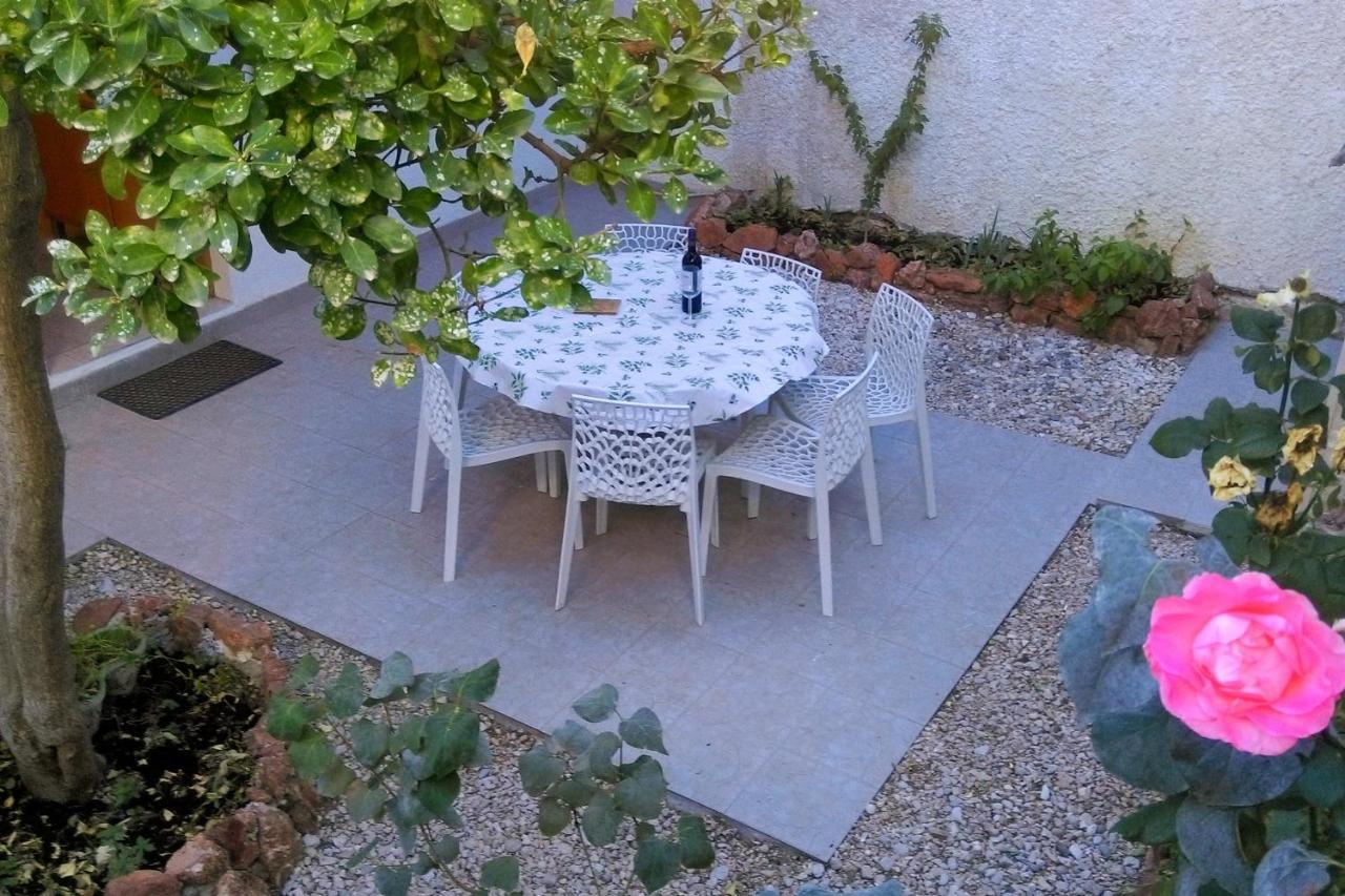 Apartments With A Parking Space Bol, Brac - 4658 Εξωτερικό φωτογραφία
