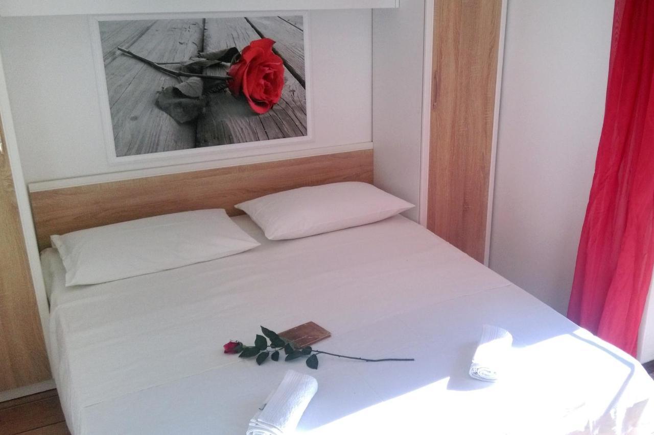 Apartments With A Parking Space Bol, Brac - 4658 Εξωτερικό φωτογραφία